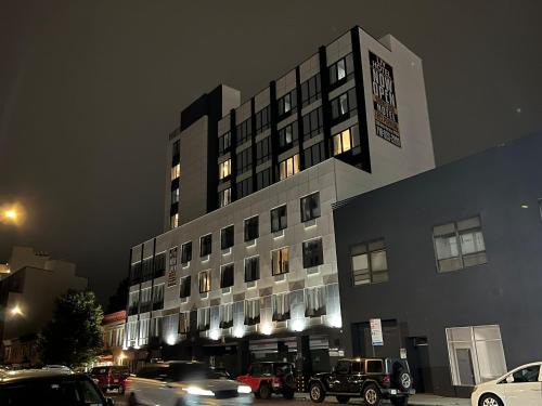 Norwood Hotel | LIV Hotel Bronx GRAND OPENING