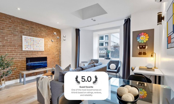Downtown Montreal Apartment | LiV MTL Downtown-401 Spacious 2BR Suite + Lounge