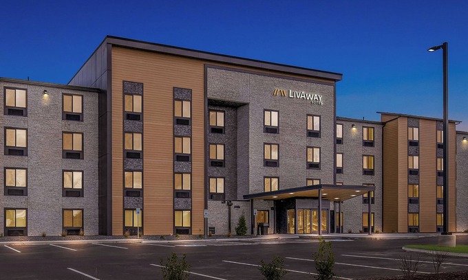 Smyrna Hotel | LivAway Suites Nashville- Smyrna