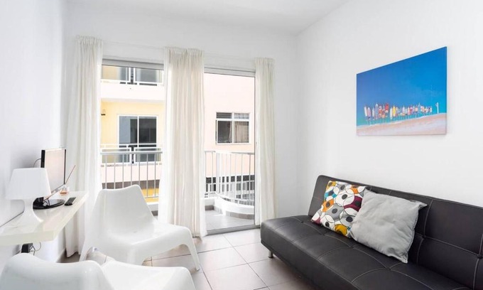 El Fraile Apartment | Live Arona Callao