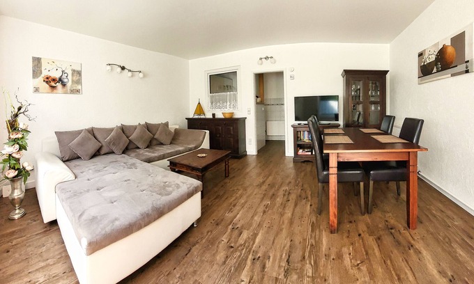Biesdorf Apartment | Live in the countryside and relax