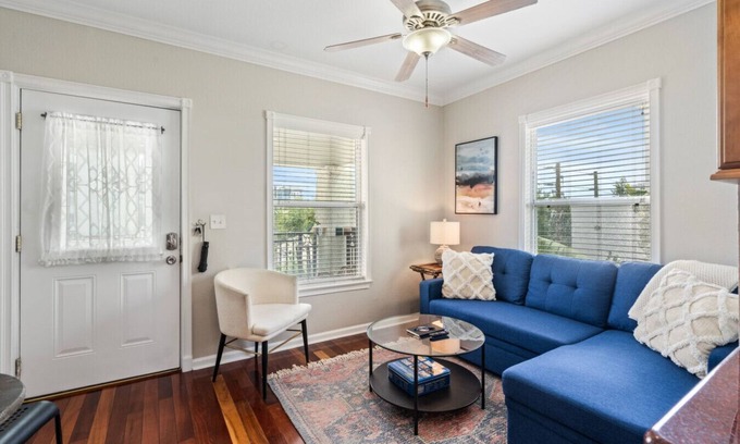 St. Petersburg Condo | Live-Love-St Pete! Hipster 1 bdrm Studio in DTSP!
