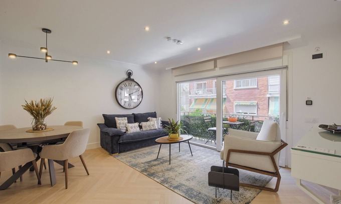 Jeronimos Condo | Live the most luxurious Madrid in this apartment in the Salamanca district