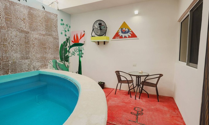 Colonia Centro Apartment | Live the Life - Downtown Cozumel Apartment with a Cozy Pool