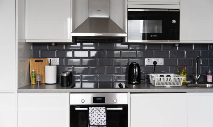 Aylesbury Apartment | Livestay Modern One Bed Apartment in Aylesbury15