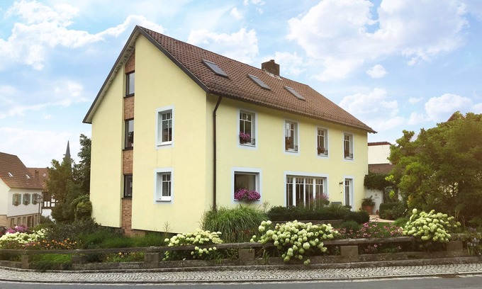 Thurnau Apartment | Living in a fantastic location in the historic center of Thurnau
