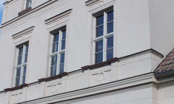 Falkenstein Apartment | Living on the manor