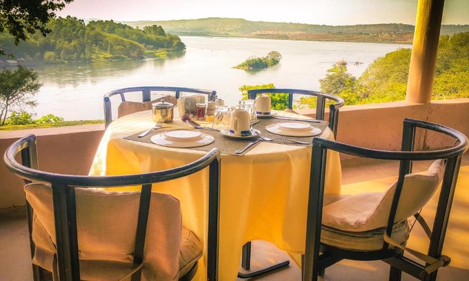 Jinja Hotel | Living Waters Resort