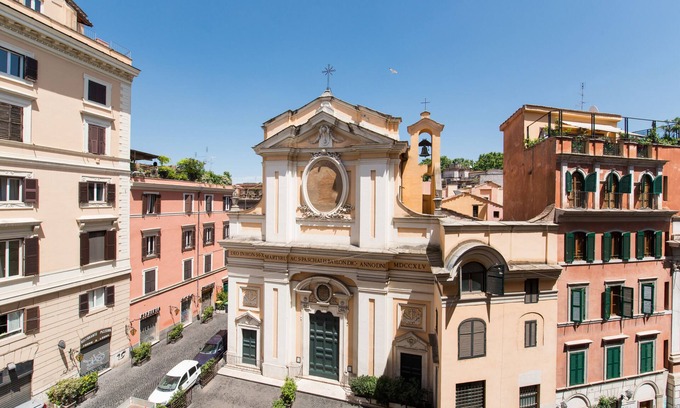 Trastevere Apartment | LivinginRome | S.Francesco a Ripa - Trastevere