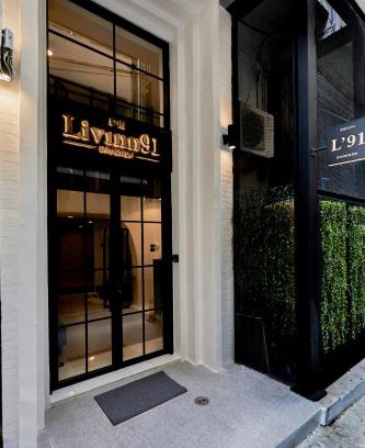 Wang Burapha Phirom Hotel | Livinn91 Hotel