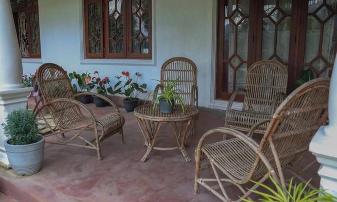 Kumbalwela House | Triple Room with Mountain View