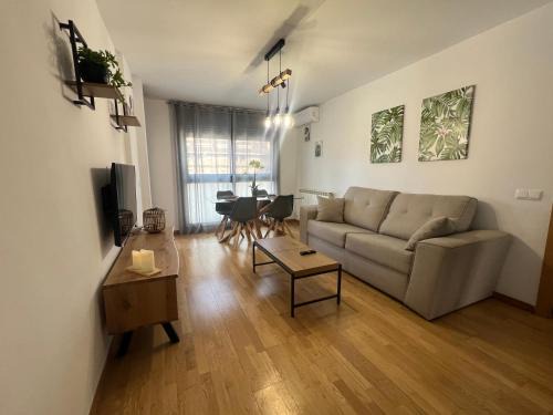 Zaragoza Apartment | Llano Santa Isabel