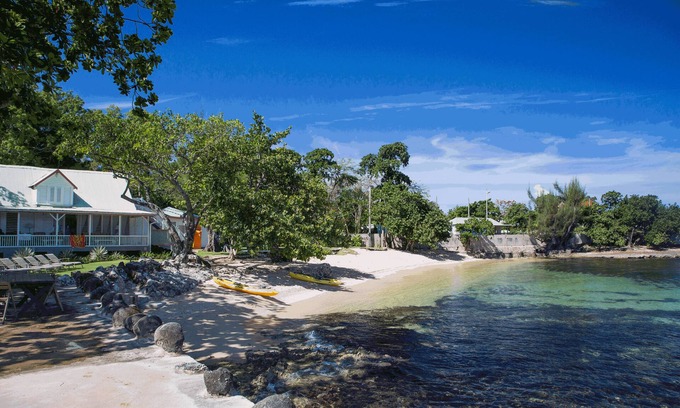 West End Villa | Llantrissant Beachcliff Villa
