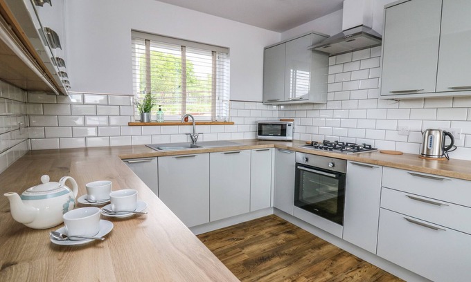 Bethania Cottage | Llyn Cae Ty Nant Fishery Holiday Let