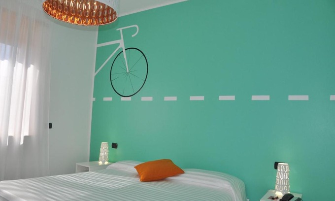 Pralormo Hotel | Lo Scoiattolo Piedmont Bike Hotel