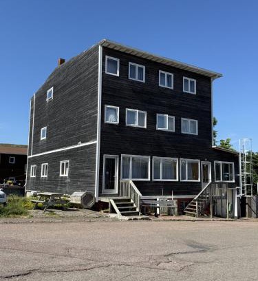 St.-Pierre House | Loc Appart SPM Chambre d'hôtes 1