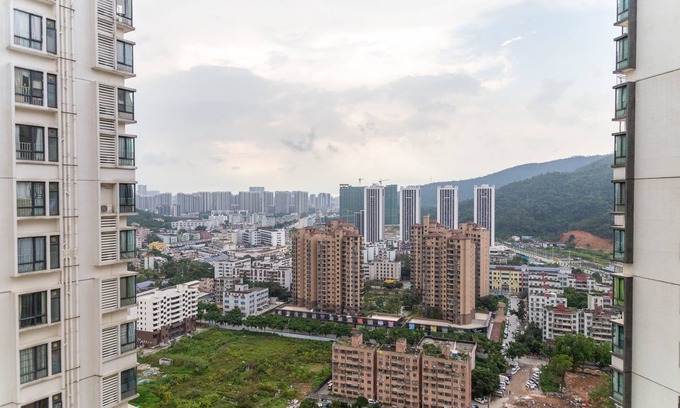 Xiangzhou District Apartment | Locals Boutique Apartment Huafa Plaza 11