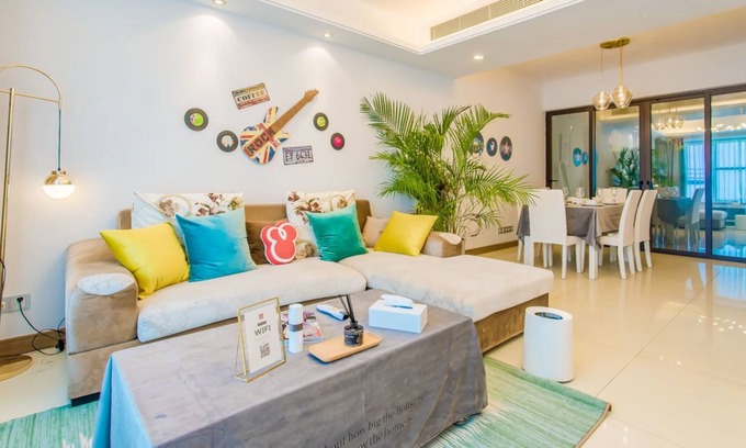 Xiangzhou District Apartment | Locals Boutique Apartment Huafa Plaza 37
