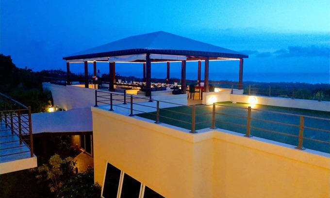 Lancaster House | Located above Royal Westmoreland, La Maison Michelle provides an unforgettable experience.