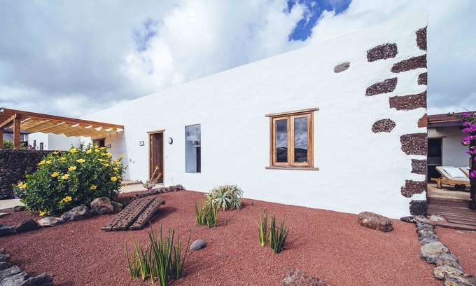 Haria House | Located directly at the sea, with a lot of sunny terracces