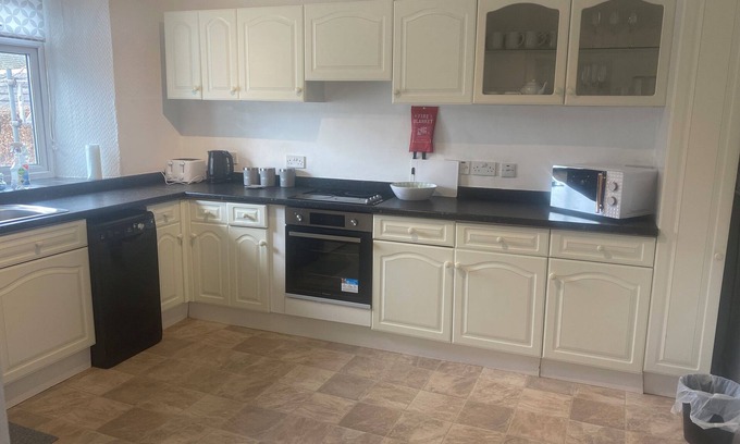 Kirkby Stephen Apartment | Located in the centre of Kirkby Stephen a 3 bedroom spacious apartment