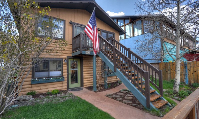 Creede House | Located in the Heart of Downtown Creede - Private Hot Tub - Outdoor Living