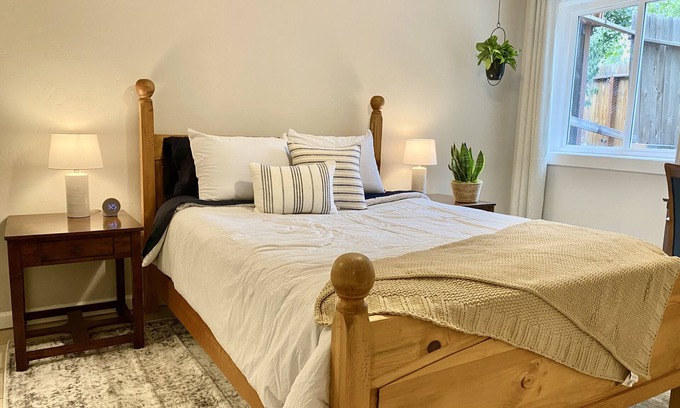 Northeast Colorado Springs Apartment | Located Near Garden of the Gods - The Keystone Cottage