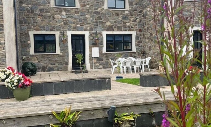 New Quay House | Located near to the fishing harbour and golden beach, this property provides a great family base.