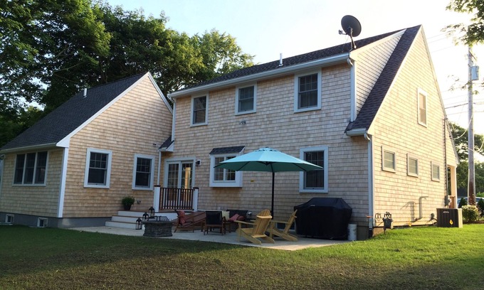 Falmouth House | Located Steps Away To Main Street And .7 Miles From Surf Drive Beach
