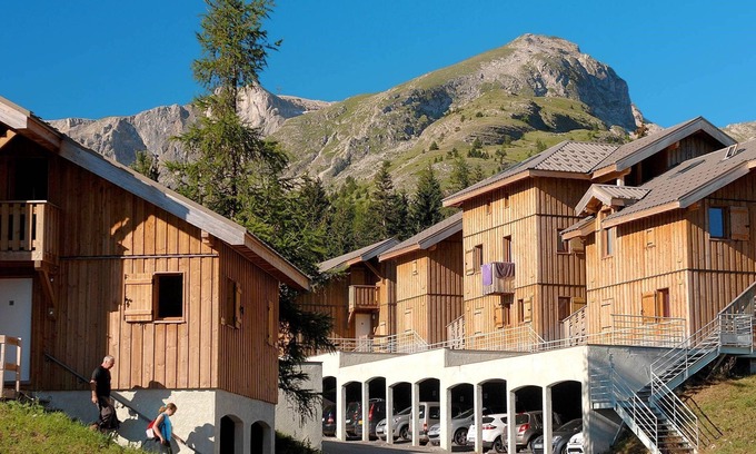 Saint-Etienne-en-Devoluy Condo | Location au Pied des Pistes | Accès Piscine