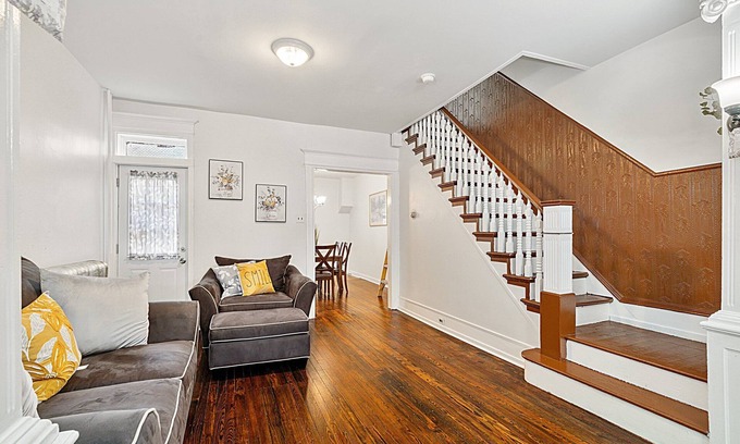 Point Breeze House | Location! Entire home in the heart of Philly