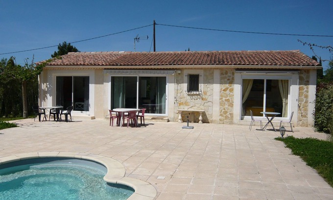 St.-Remy-de-Provence Villa | LOCATIONS ALPILLES - STUDIO POOL