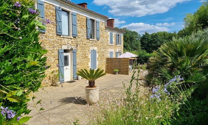 Thouarsais-Bouildroux House | LOCATION OF A COTTAGE, QUIET, IN THE VENDEEN BOCAGE