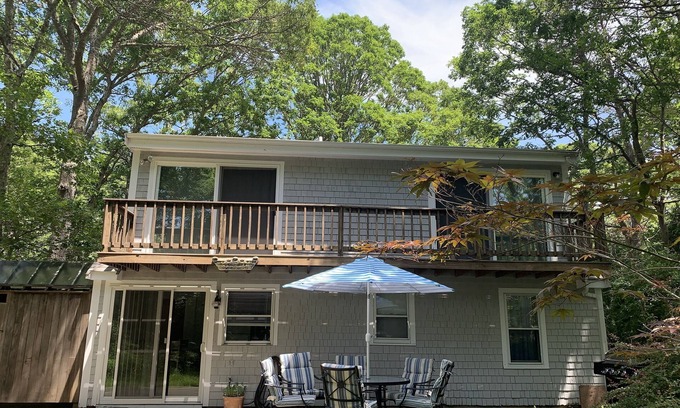 Mashpee House | Location! Gorgeous house near a beautiful lake, 15 min to the best ocean beaches