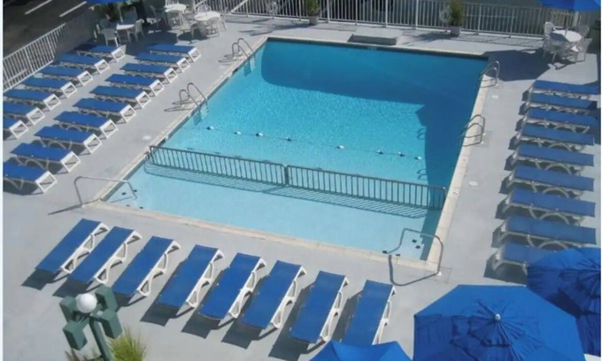Cape May - Wildwood Condo | Location Location! 1 block to the beach w/Heated Pool, private bedroom/kitchen