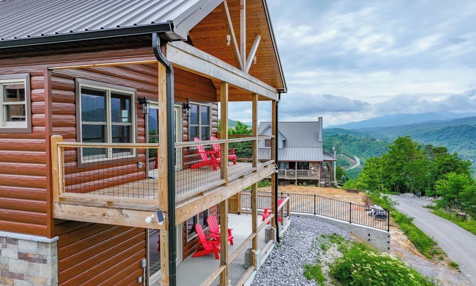 Chalet Village North Cabin | Location Location, Close to Attractions, Views