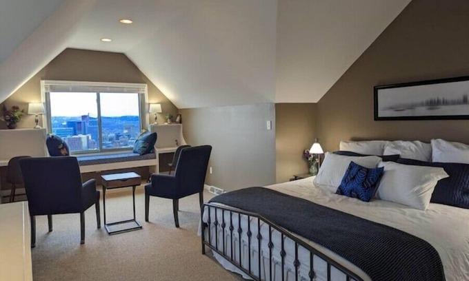 Mount Washington House | Location, view, comfort: Welcome to the Boma, 3b2bn