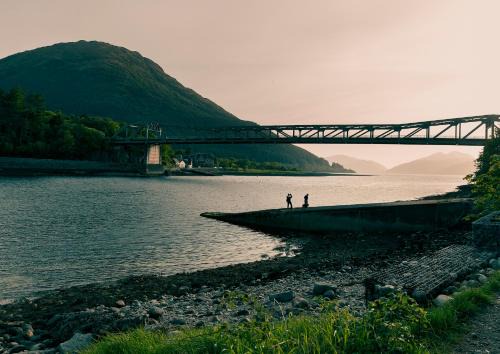 West Laroch Hotel | Loch Leven Hotel & Distillery