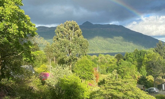 Tarbet Cottage | Loch Lomond holiday cottage, stunning views, weekly discounts available
