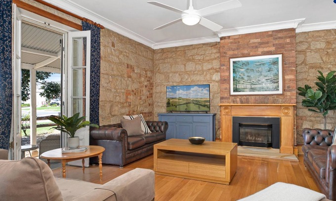 Mittagong House | Loch Lomond Lodge – Stay 3, Pay 2!