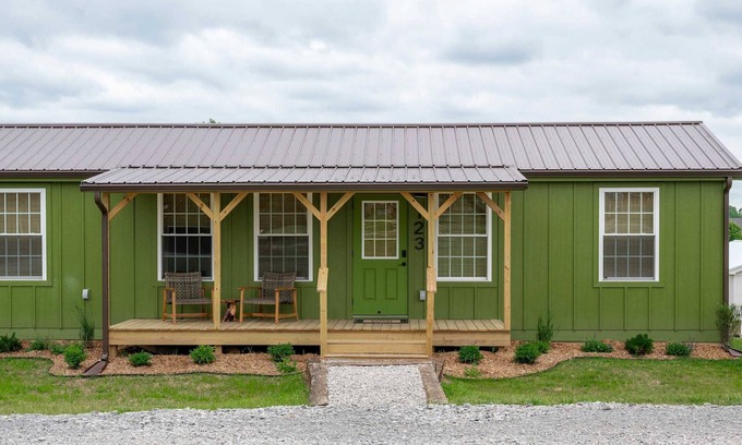 Williamstown Cabin | Lodge 123 at Eden Reserve—Safari Cabin Near Ark