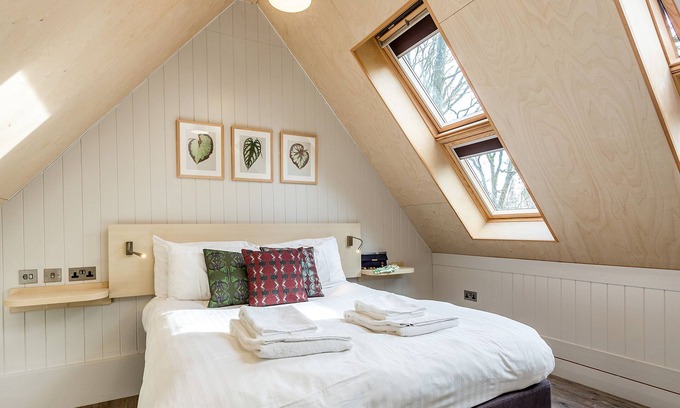 Corfe Castle Cottage | LODGE 9, family friendly, luxury holiday cottage in Corfe Castle