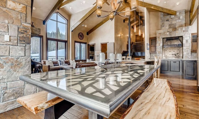 Copper Mountain House | Lodge at Lewis Ranch By Silvercrest Lux CO~Ski in/out & Hot Tub ~ Sleeps 26