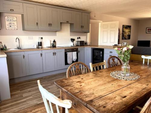 Black Torrington House | Lodge at Midhaven