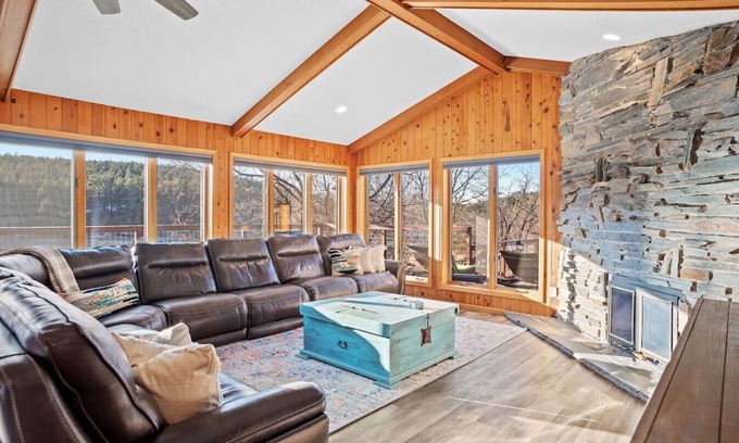 Keystone Cabin | Lodge at Mount Rushmore