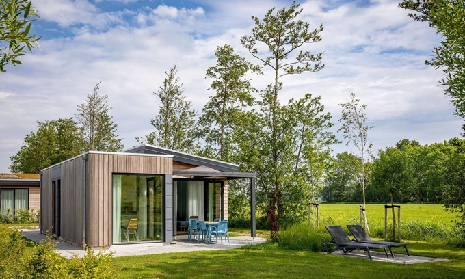 Wijdenes House | Lodge by Markermeer with Eco-Friendly Comfort