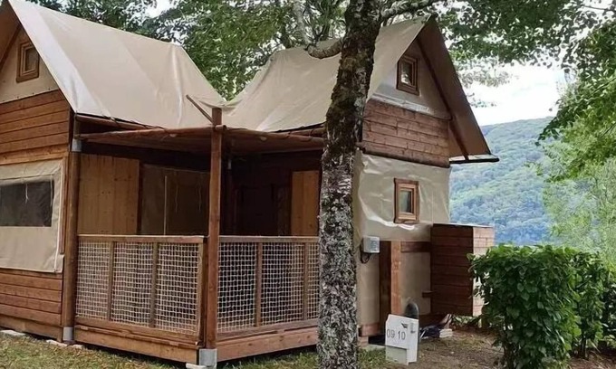 Laussac Cabin | Lodge Comfort Adventure 25m2 (2 Schlafzimmer) 4 Personen