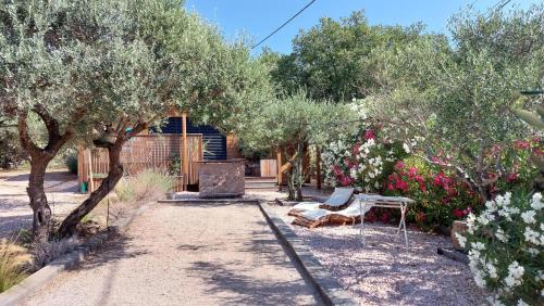 Gareoult House | Lodge Les Oliviers