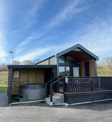 Aberaeron House | Lodges at Moody Meadows