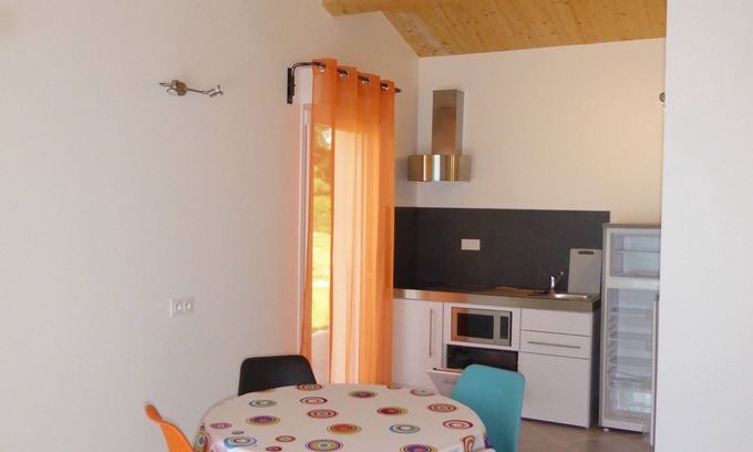 Saintes Cottage | Lodging 4 Gîte RE CLIMATISE IN THE CALM OF THE GREAT VERSENNES